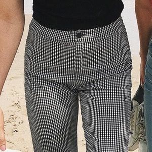 Brandy Melville Pants - ✨BRANDY MELVILLE GINGHAM PANTS✨ Brandy Melville Pants - ✨BRANDY MELVILLE GINGHAM PANTS✨
